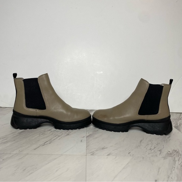 Paolo Tokio Gray Chelsea Lug Sole Bootie 6M - Picture 5 of 14